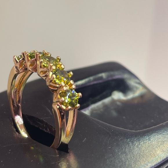 1.8ct PERIDOT 14k plated RING-size 7 - Picture 2 of 11